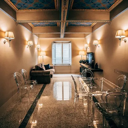 Noble Floor Luxury Gina Apartment